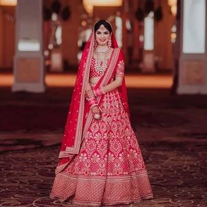 Meet your Posher, Nadia